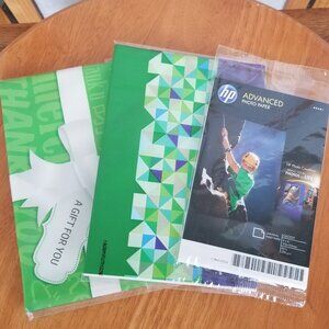 HP Advanced Photo Paper 5 x 7 and 4 x 6 Total Papers is 25 with 8 Mail Envelopes